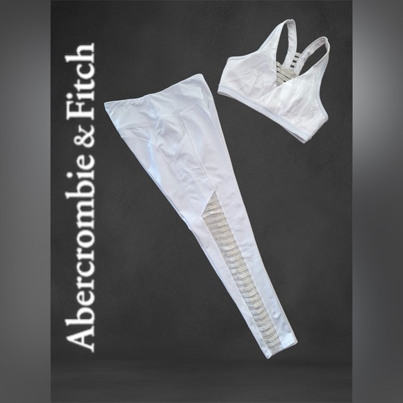 🛍️SALE🛍️ Abercrombie & Fitch Light Gray Sports Bra & Mesh Detail Leggings (2PCs) - Picture 3 of 11